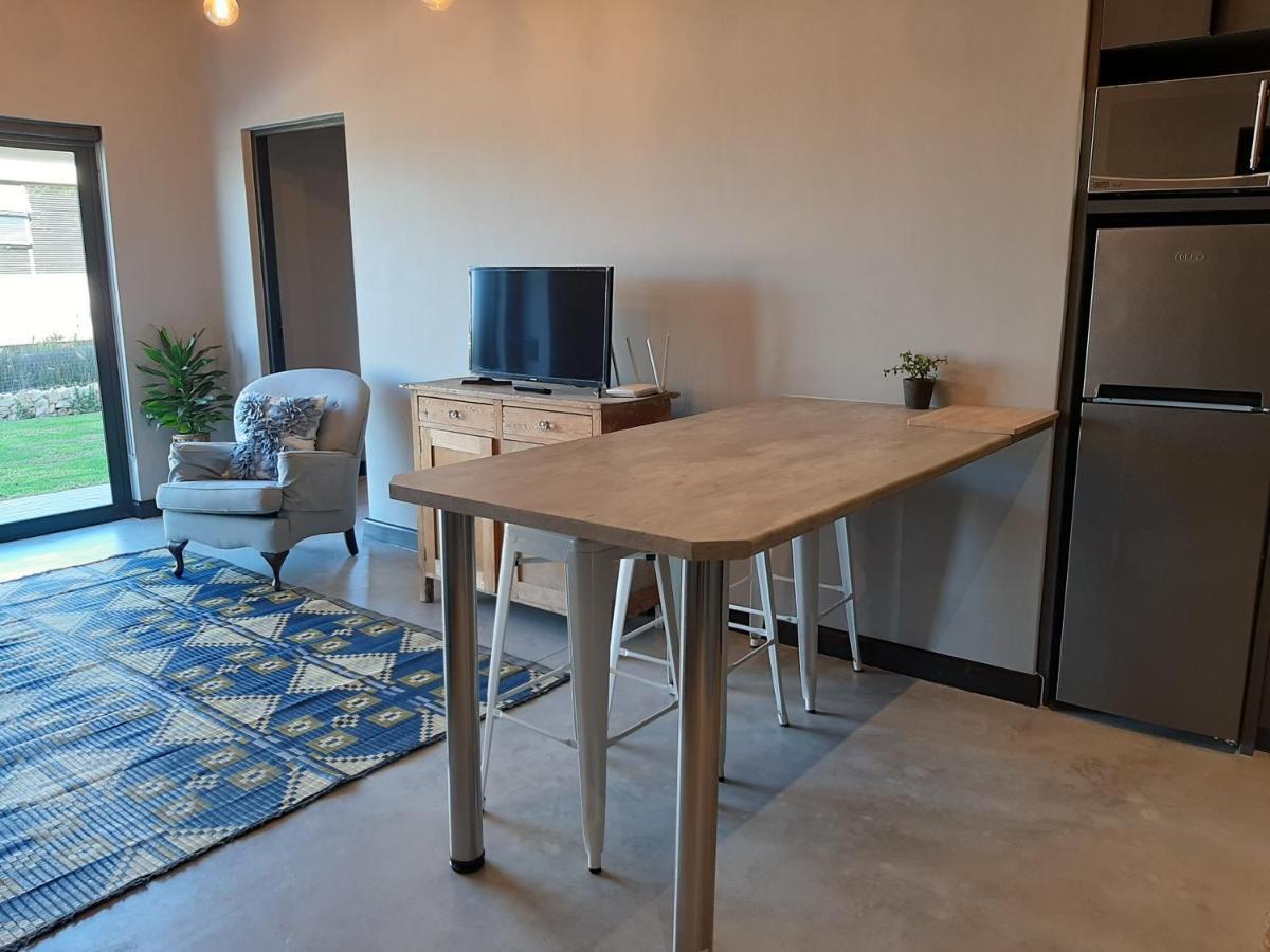 Black Eagle Self-Catering Accommodation, เฮอร์มานุส ภายนอก รูปภาพ