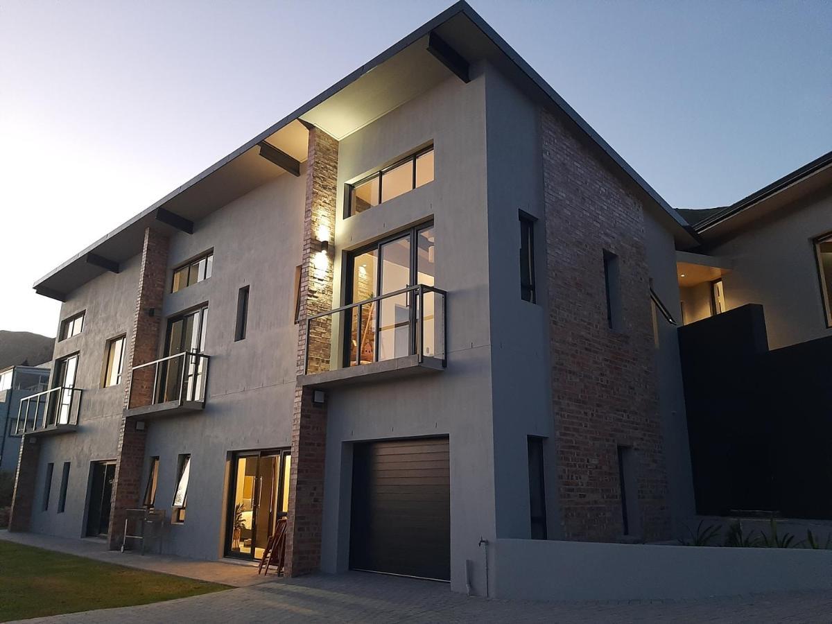 Black Eagle Self-Catering Accommodation, เฮอร์มานุส ภายนอก รูปภาพ